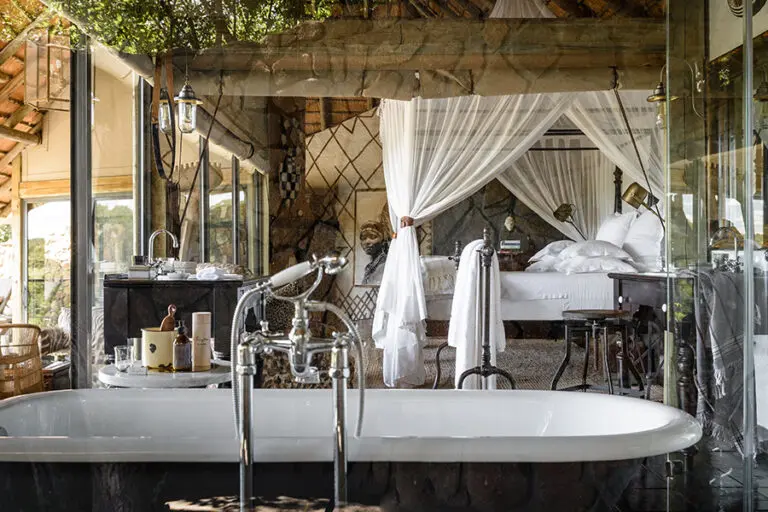 SingitaEbonyLodge Bathroom LuxuryRoom