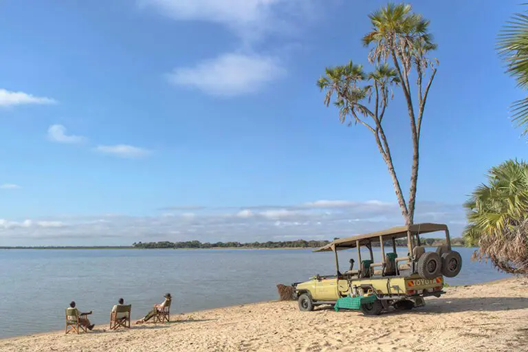 Roho ya Selous Mid morning tea break with a view
