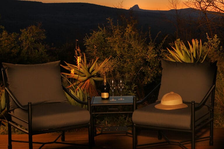 FUGITIVES DRIFT LODGE private deck Photo by Christian Sperka Photography