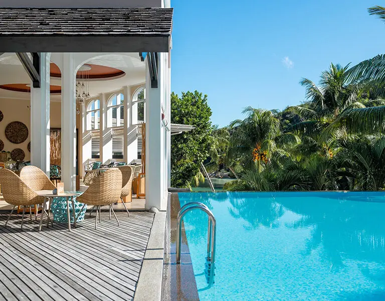 Hotel LArchipel pool 2
