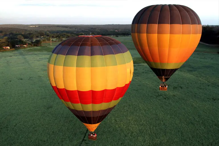 Thornybush game lodge air balloon safari