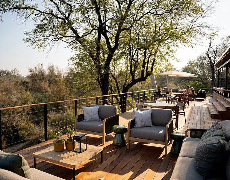 Simbambili Main lodge deck