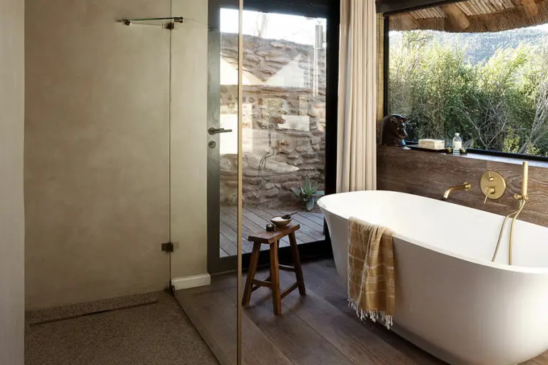 Ensuite bathroom at Kwandwe Great Fish River Lodge Kwandwe Private Game Reserve in South Africa