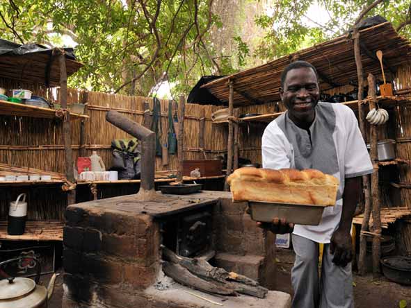 MwaleshiCampZambiaBread