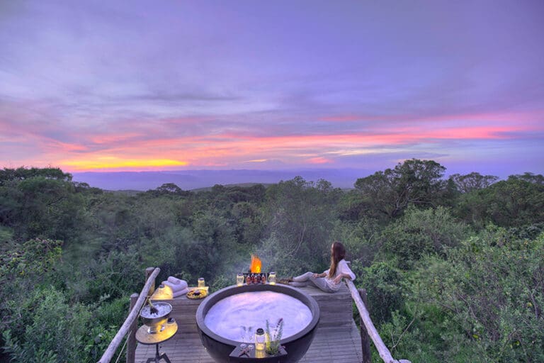 TheHighlandsNgorongoro Exterior BathShower