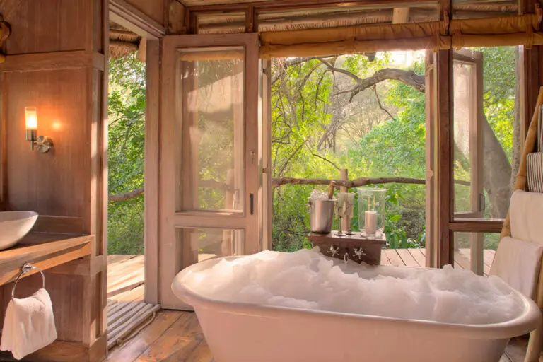 Lake Manyara Tree Lodge Bathroom