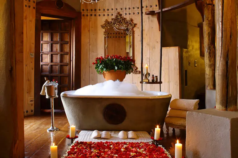 NgorongoroCraterLodge Bathroom LuxuryRoom