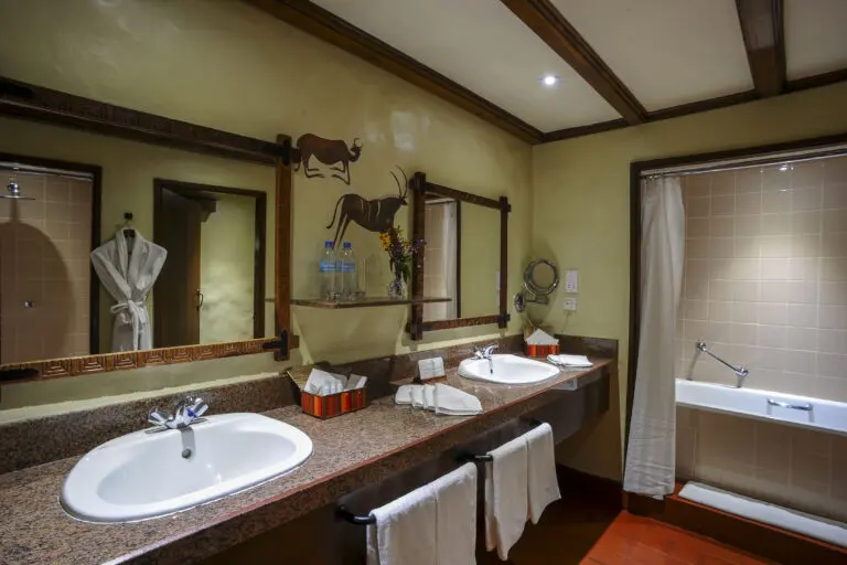 Ngorongoro Serena Safari Lodge Suite Bathroom
