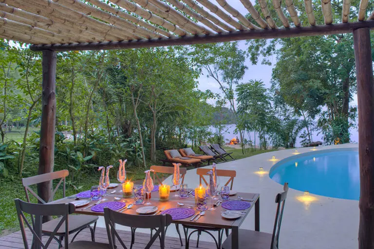 RubondoIslandCamp Dining SwimmingPool