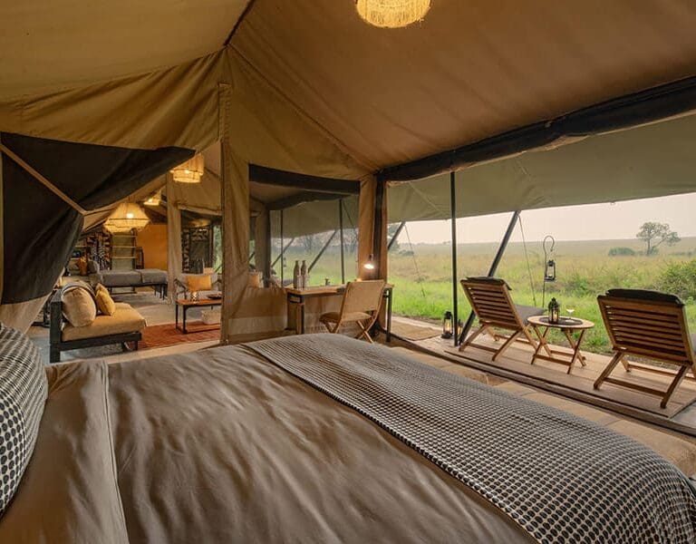 Ubuntu Migration Camp Guest interior with a view