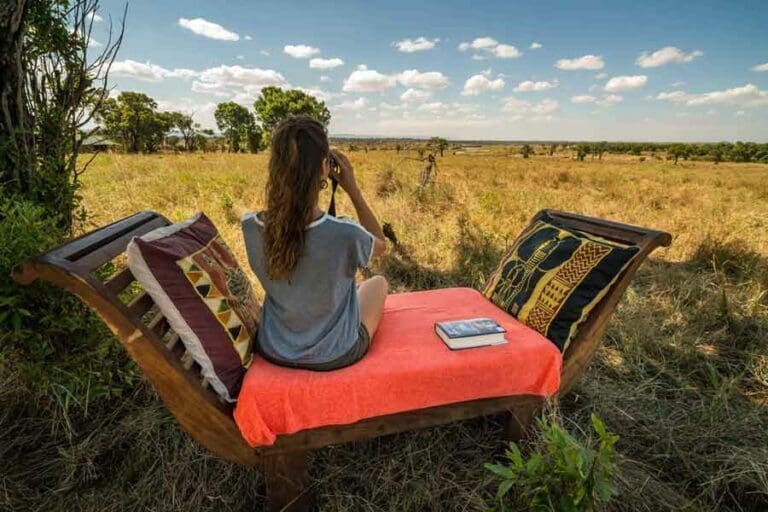Lemala Mara Watching a river crossing