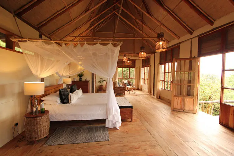 Kyambura gorge lodge deluxe room 00002