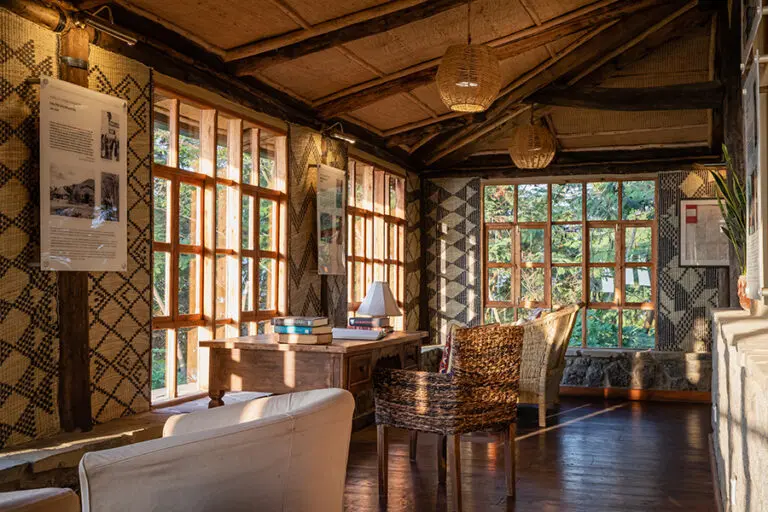 9 Virunga Lodge Map Room AH1I4407
