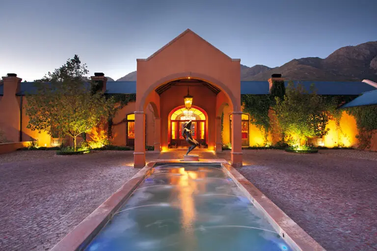 La Residence Photography Experiences Entrance 2