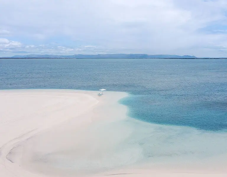 TimeTide Miavana Madagascar Dining Lunchon Beach