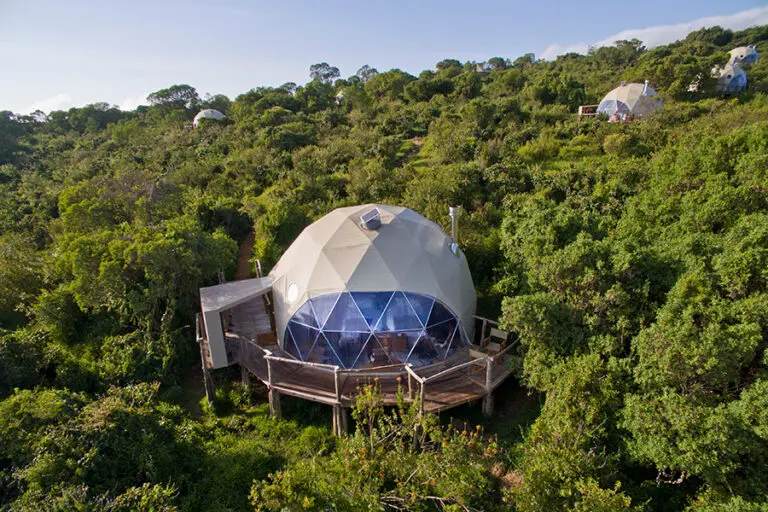 TheHighlandsNgorongoro UpperLevelBedroom ArealView