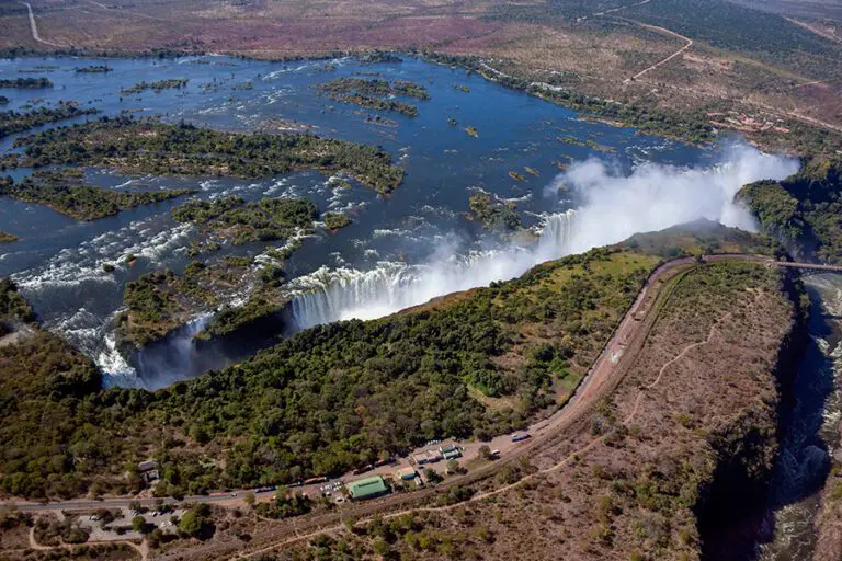 Victoria falls 2022 11 14 03 06 13 utc