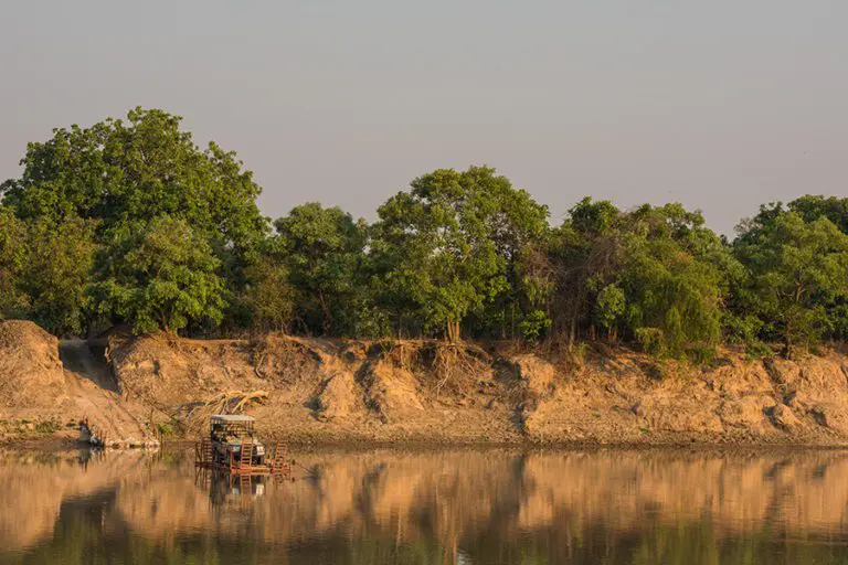 Shawa Luangwa The Pontoon