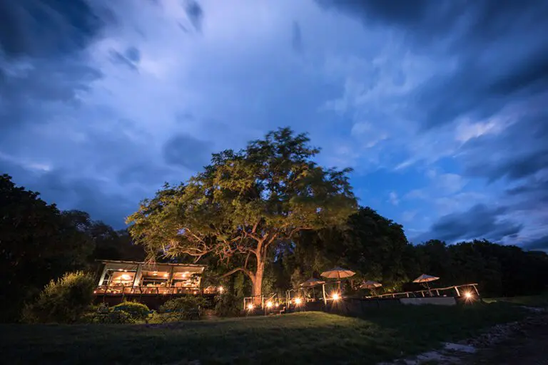 Shawa Luangwa Main Camp Exterior View by Night