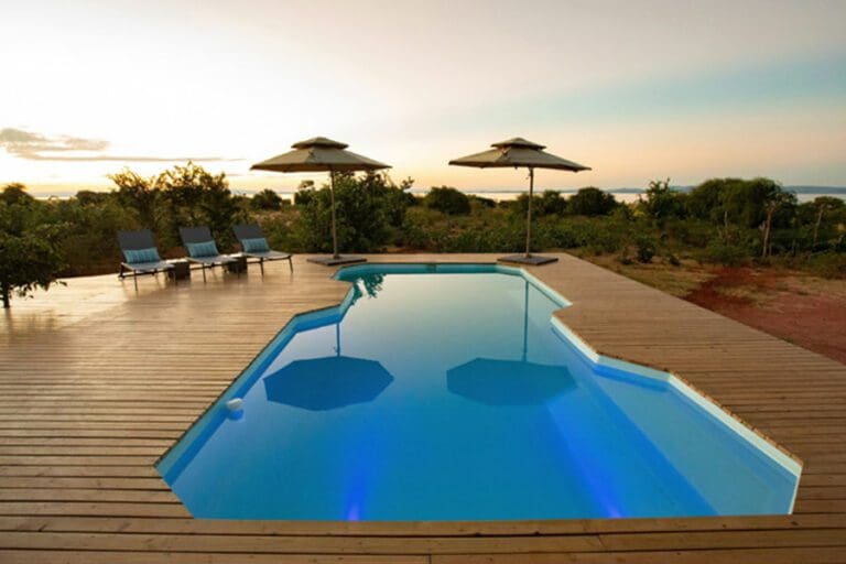 Main pool area zoom